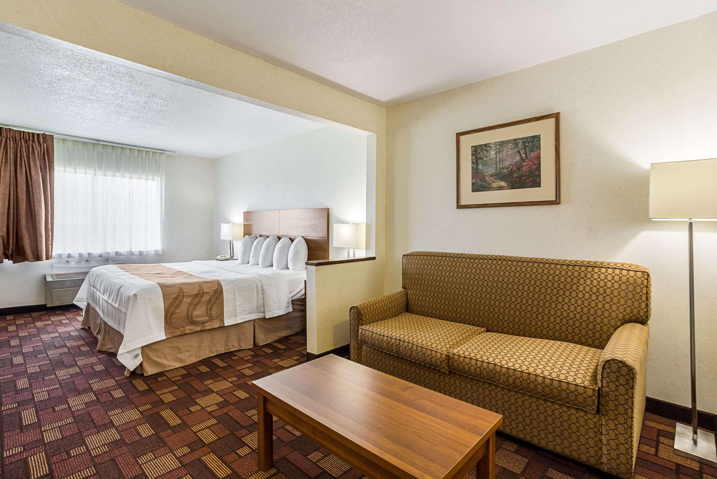 Econo Lodge Luverne Exterior foto