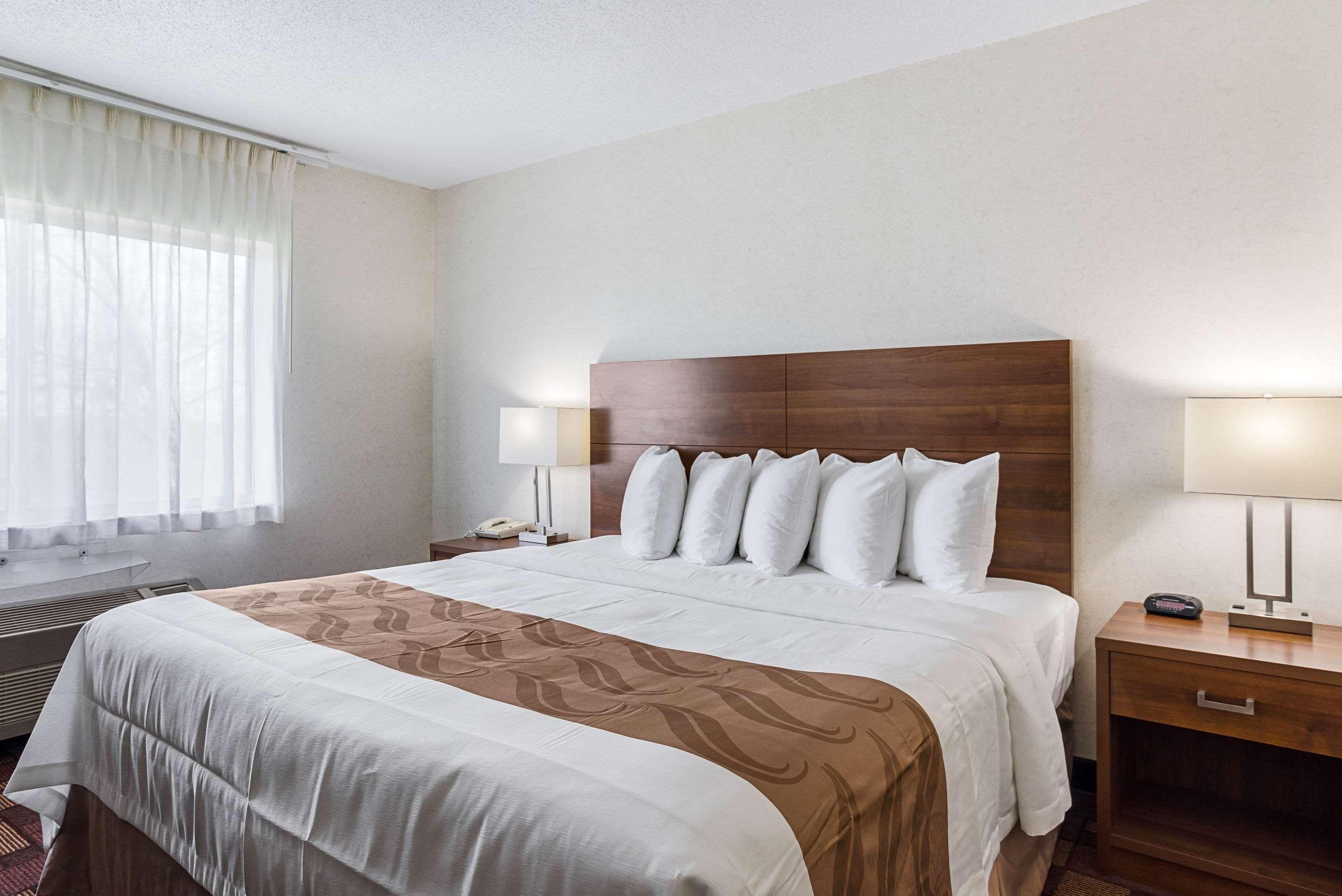 Econo Lodge Luverne Exterior foto