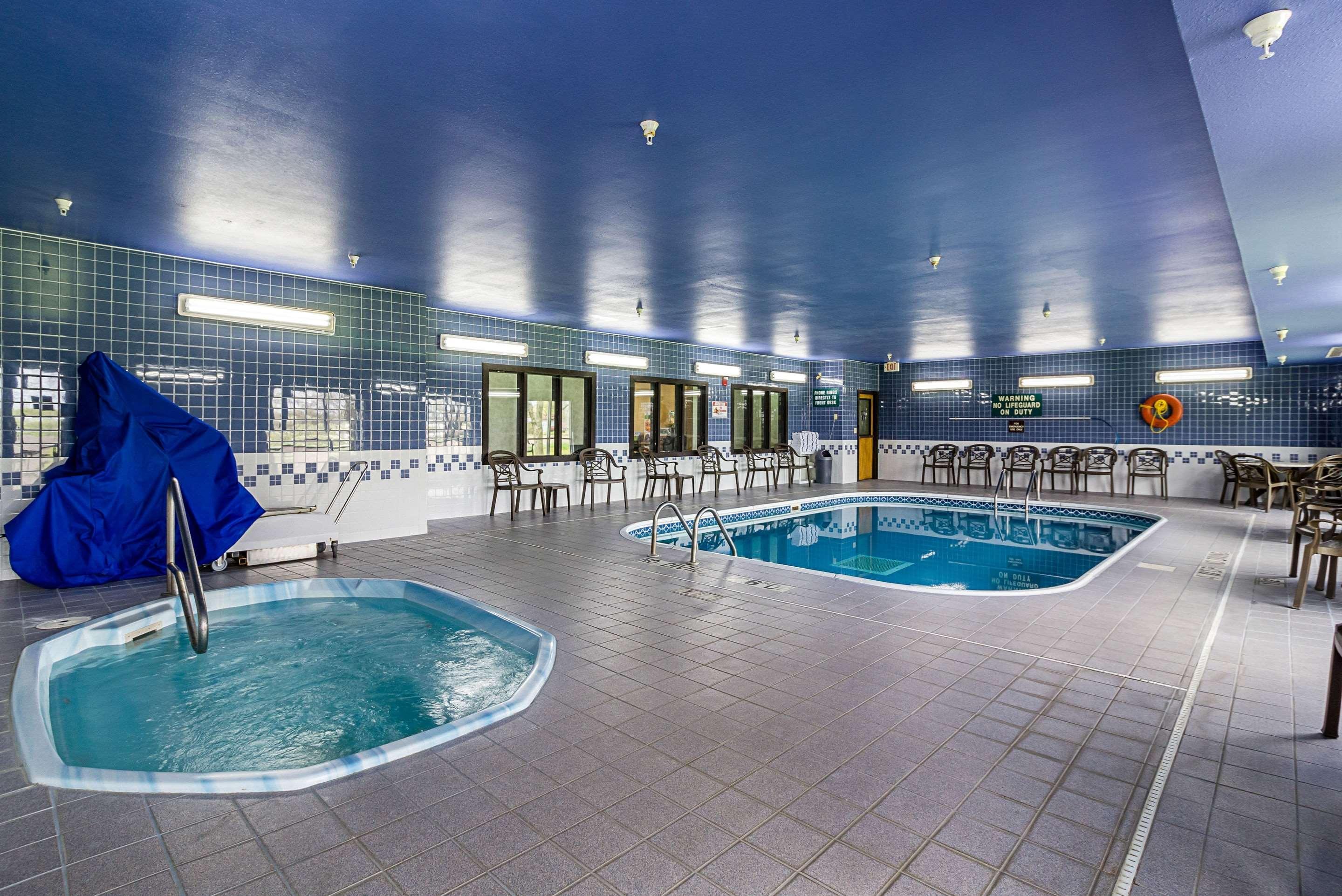 Econo Lodge Luverne Exterior foto