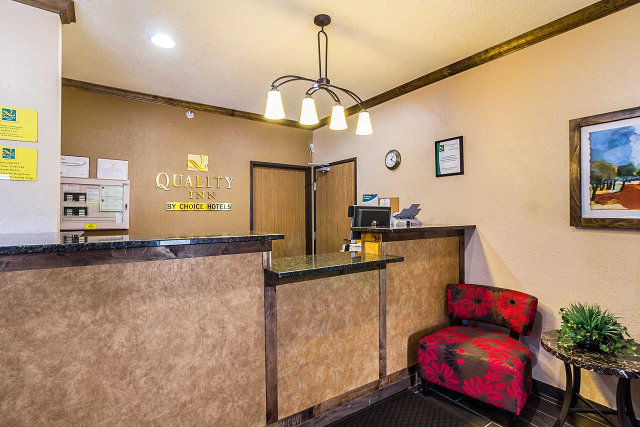 Econo Lodge Luverne Exterior foto