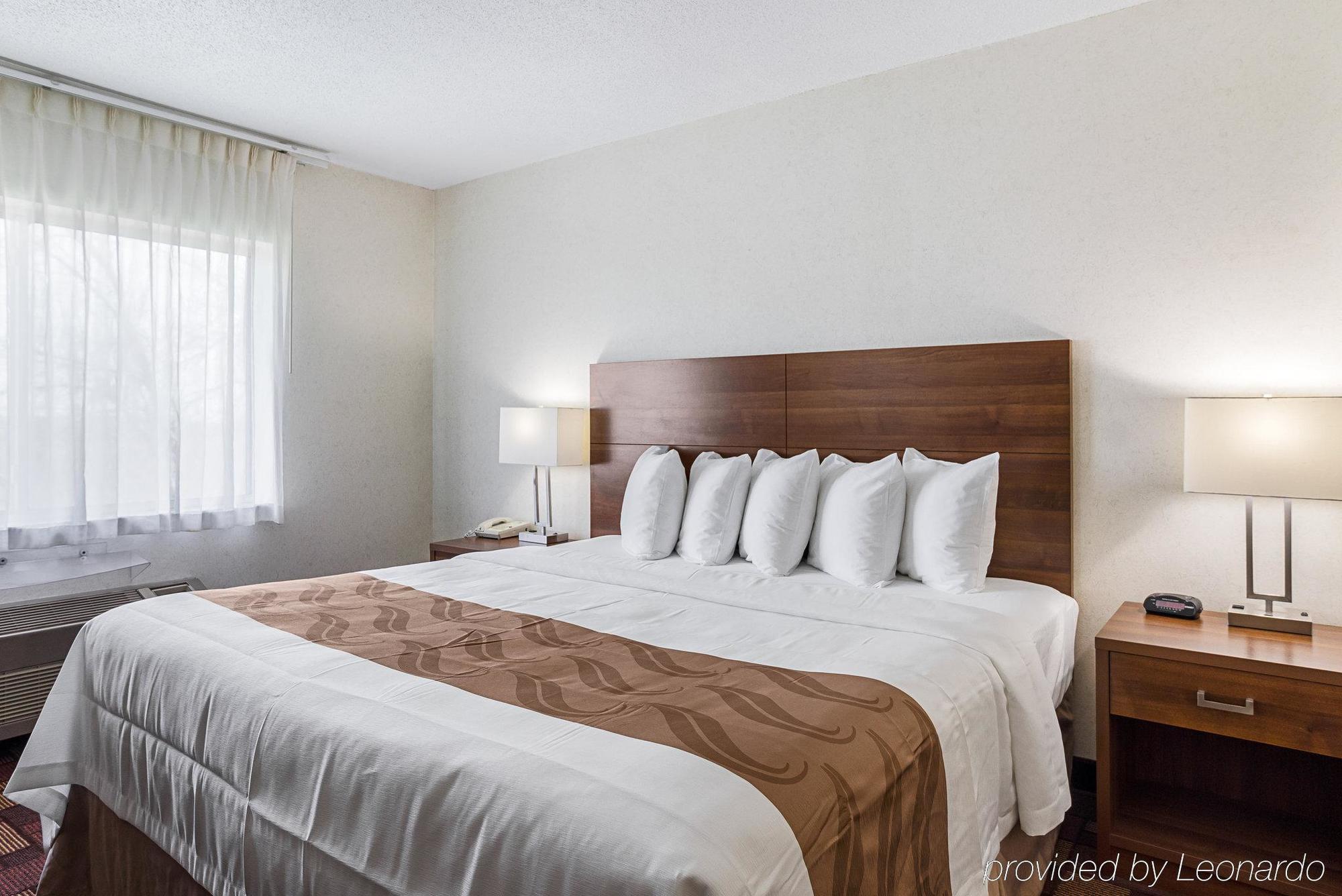 Econo Lodge Luverne Exterior foto