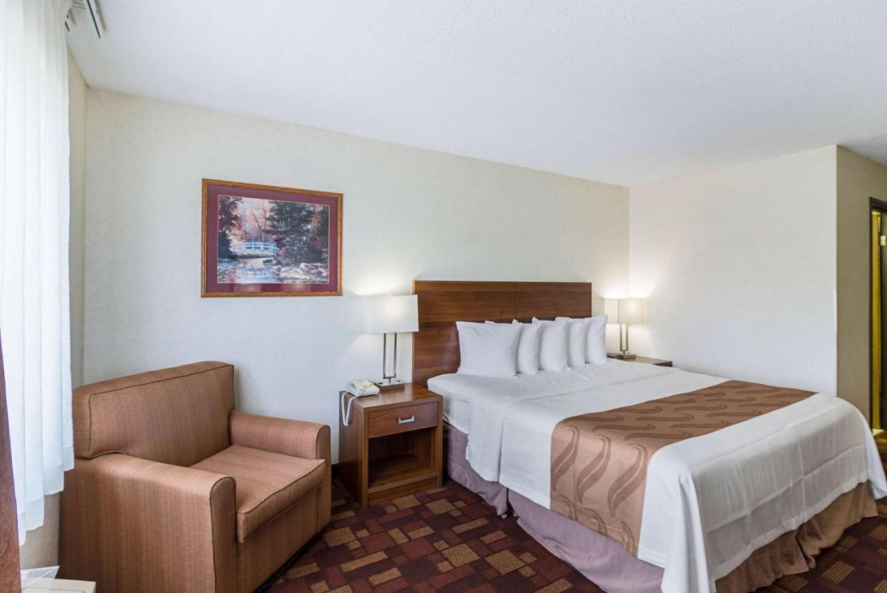 Econo Lodge Luverne Exterior foto